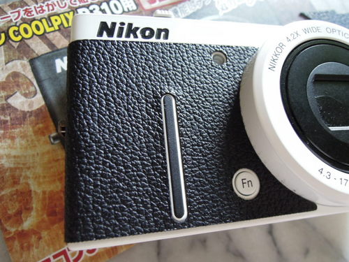 Nikon COOLPIX P310 zCgp̒vLbg𒣂Ă݂