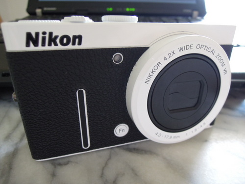 Nikon COOLPIX P310 ホワイト用の張り革キットを張ってみた
